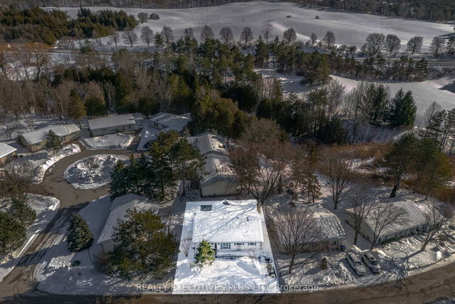 5 Tecumseth Pines Drive