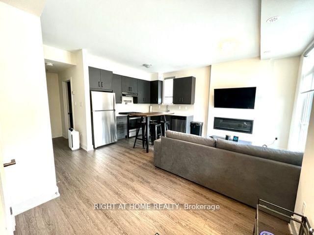 16 - 12868 Yonge Street W