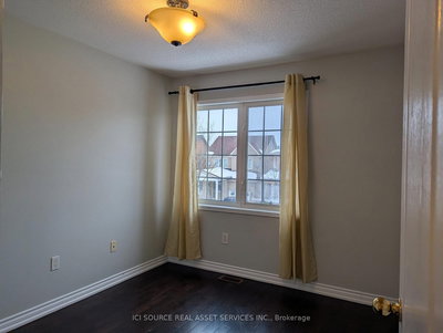 77 Rainbow Valley Cres | Markham | Image