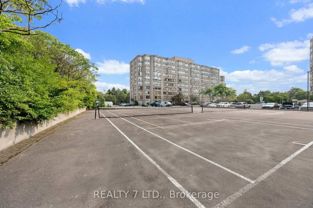 303 - 175 Cedar Avenue