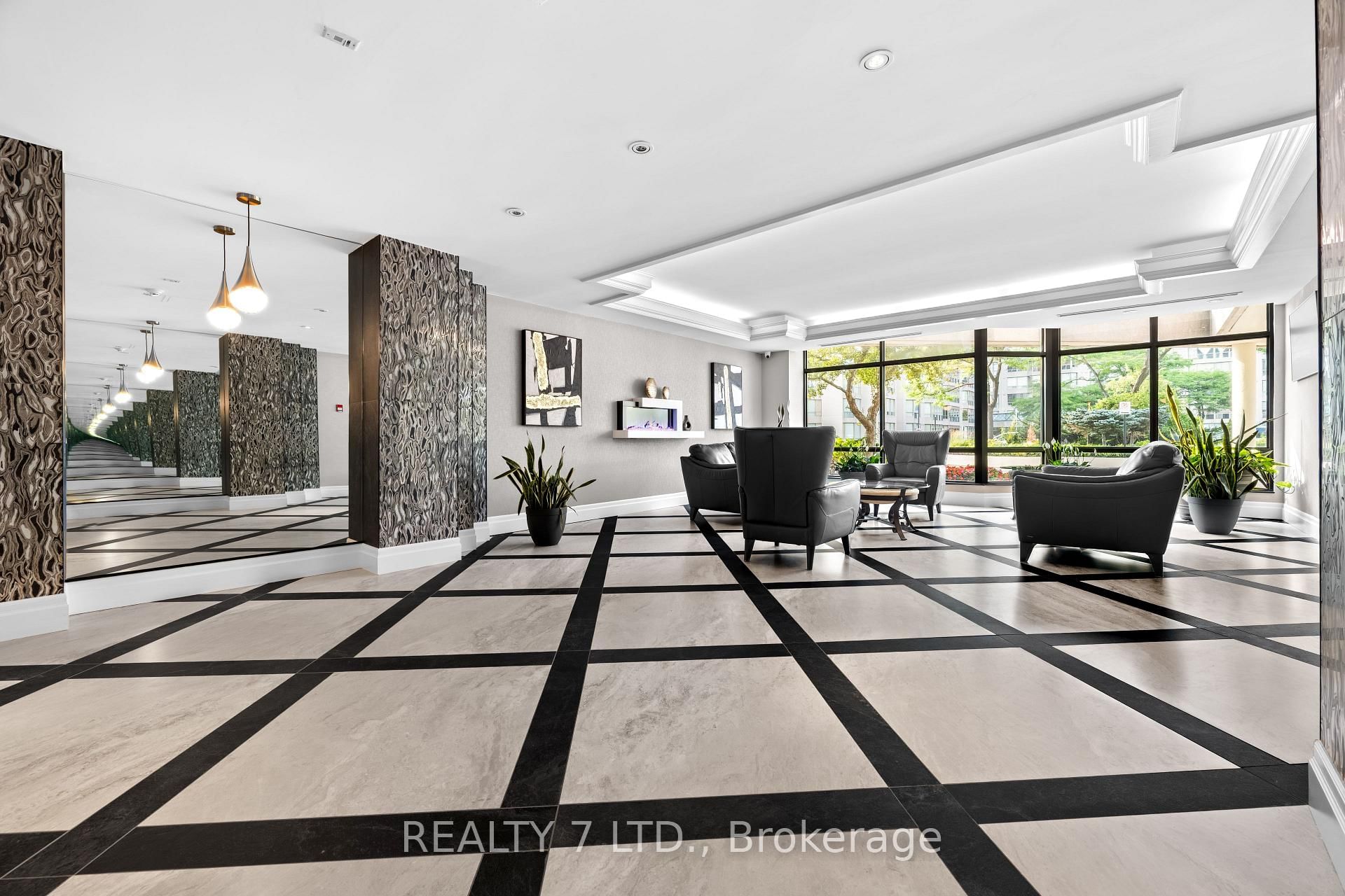 175 Cedar Avenue, Unit 303