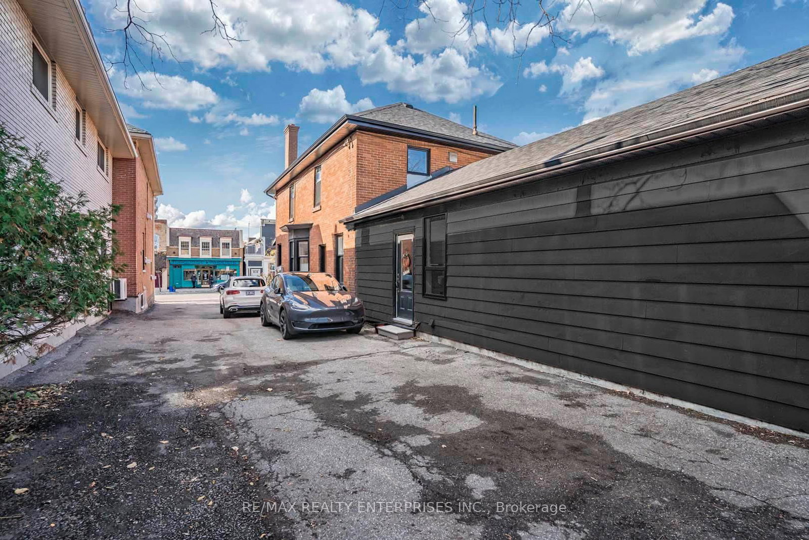 79 Main Street N - Photo 4