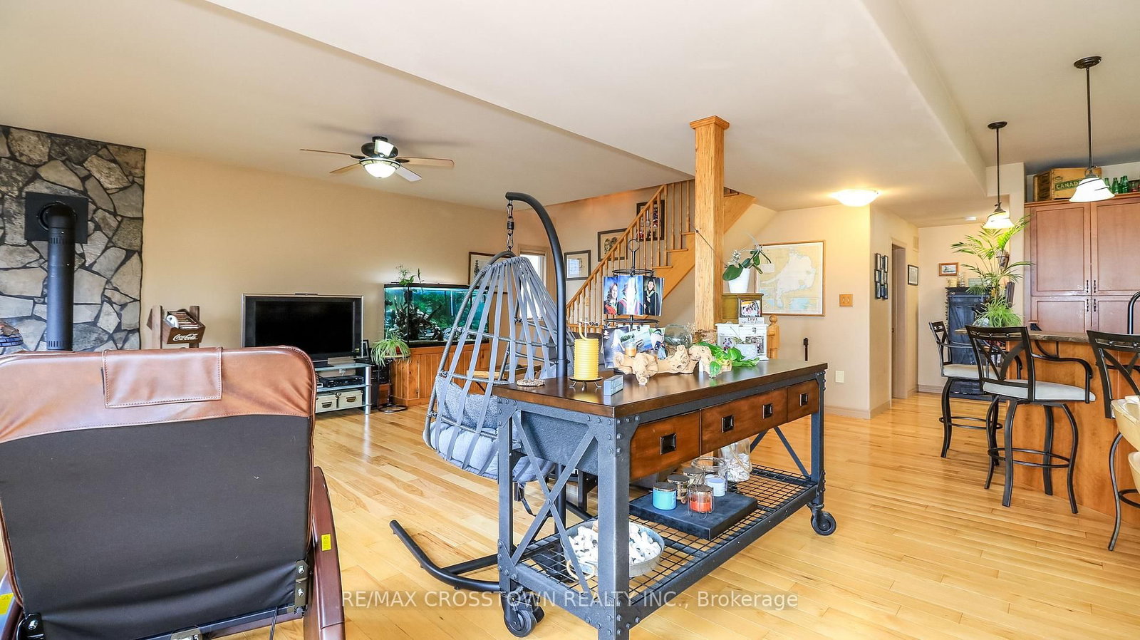 Detached House for sale at 2325 Crystal Beach Road, Innisfil, Ontario, L9S 3W8 - Alcona - MLS: N12831216