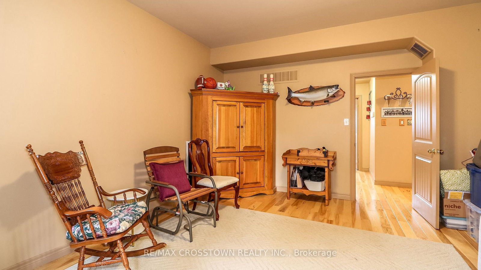 Detached House for sale at 2325 Crystal Beach Road, Innisfil, Ontario, L9S 3W8 - Alcona - MLS: N12831216