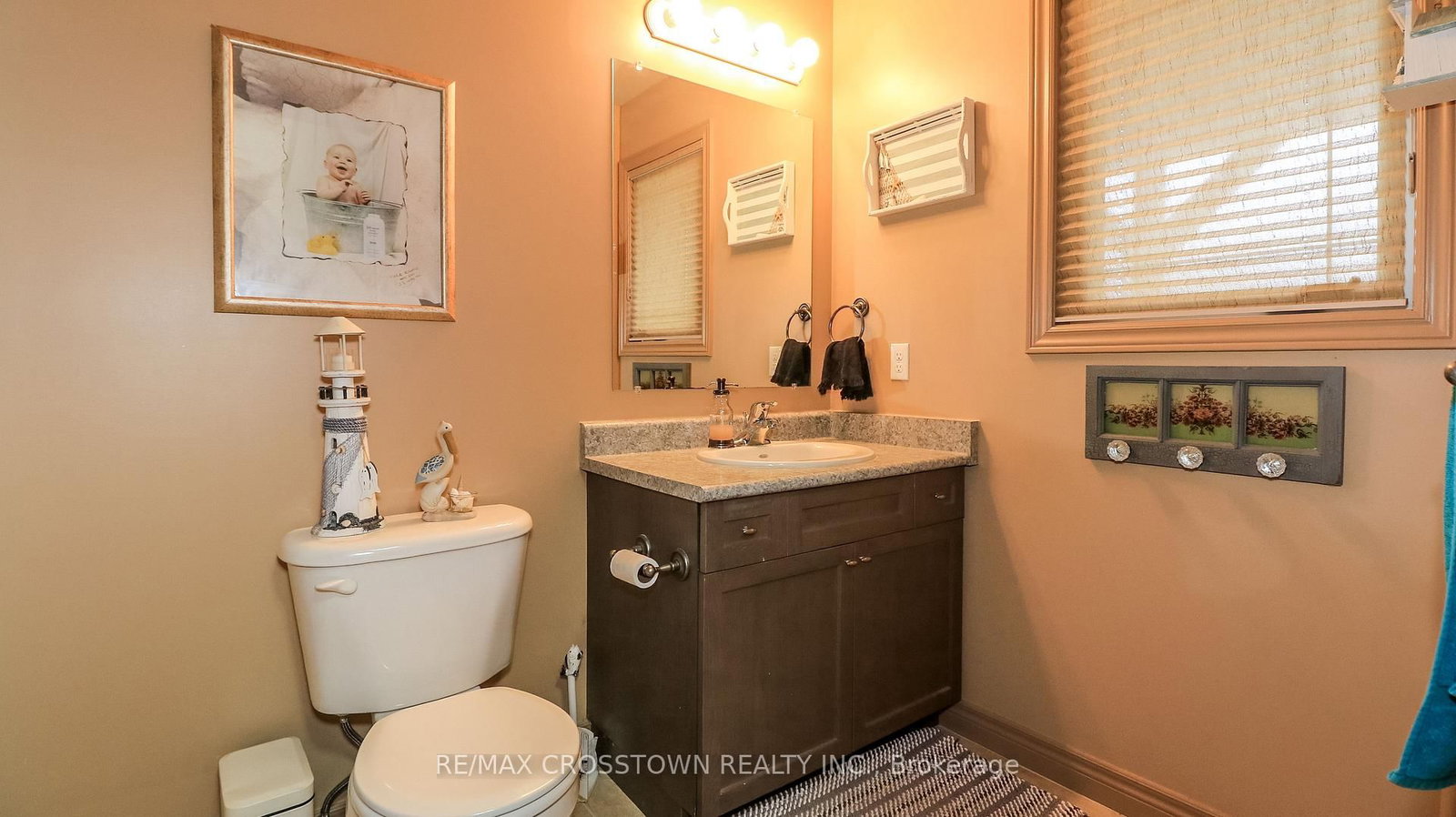 Detached House for sale at 2325 Crystal Beach Road, Innisfil, Ontario, L9S 3W8 - Alcona - MLS: N12831216