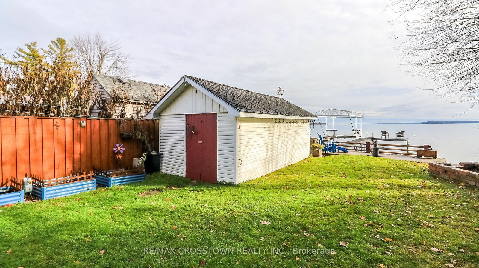 Detached House for sale at 2325 Crystal Beach Road, Innisfil, Ontario, L9S 3W8 - Alcona - MLS: N12831216