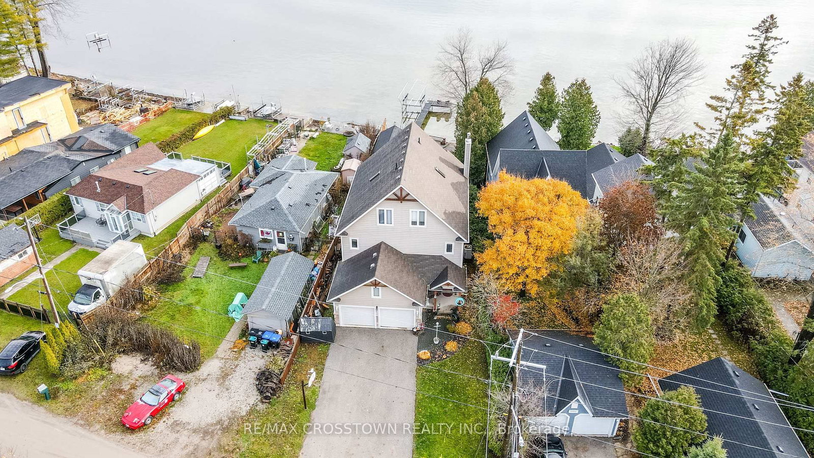 Detached House for sale at 2325 Crystal Beach Road, Innisfil, Ontario, L9S 3W8 - Alcona - MLS: N12831216