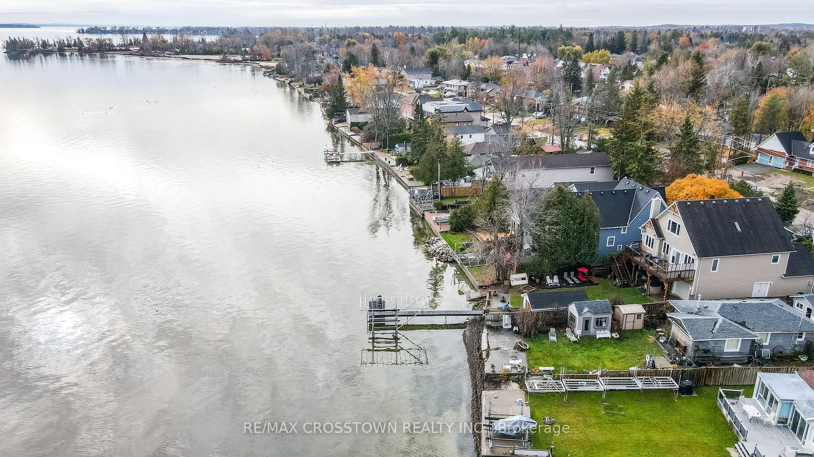 Detached House for sale at 2325 Crystal Beach Road, Innisfil, Ontario, L9S 3W8 - Alcona - MLS: N12831216