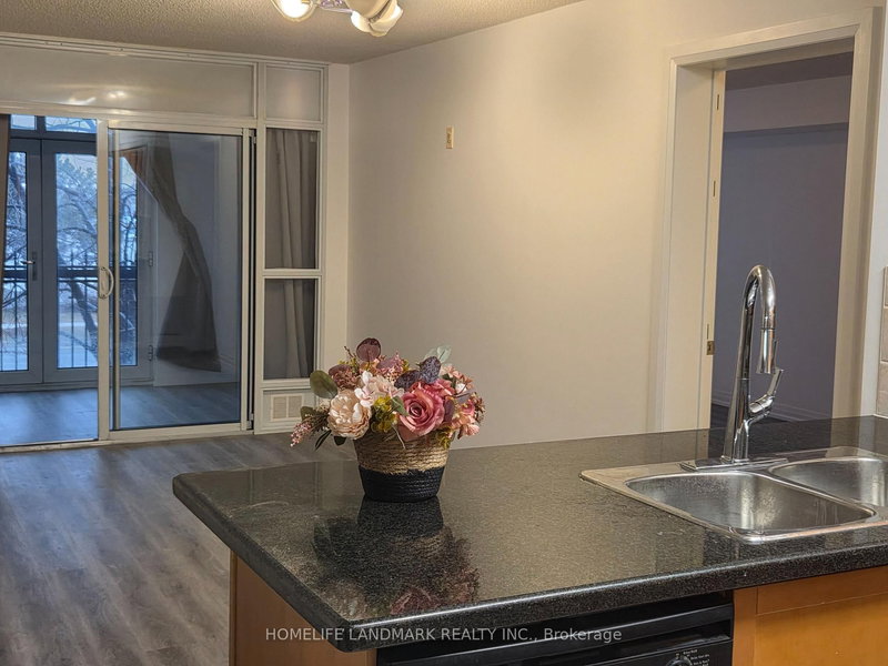 211 - 7363 Kennedy Rd, Markham, L3R 1G8 | Image 3