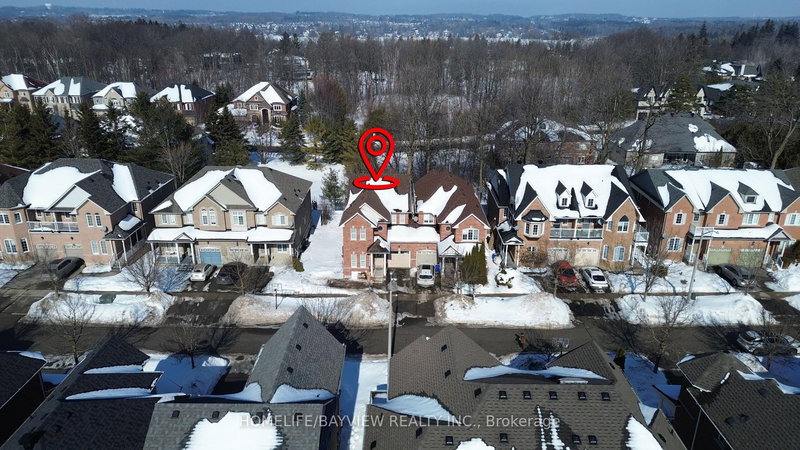 60 Dovetail Dr, Richmond Hill, L4E 5A9 | Image 2