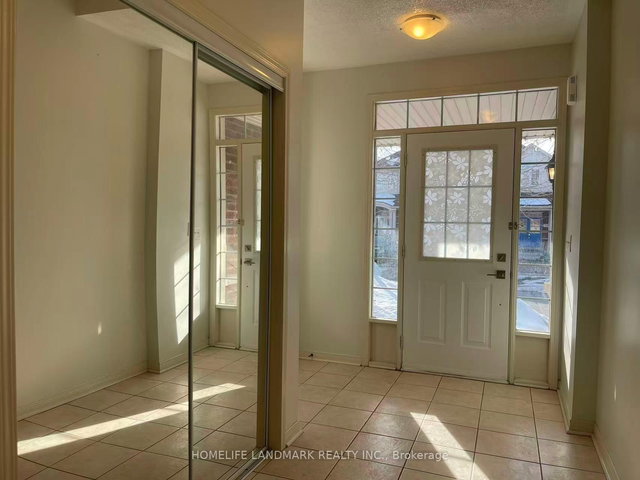 53 Ralph Chalmers Avenue