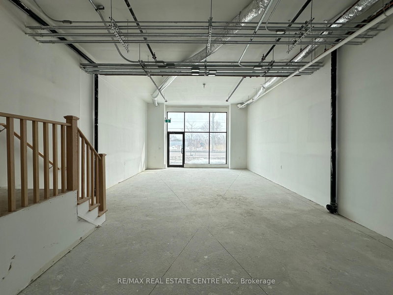 4 - 200 Dissette St, Bradford West Gwillimbury, L4Z 3G8 | Image 3