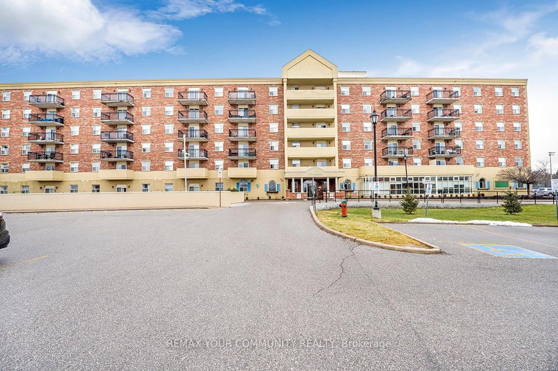 621 - 7373 Martin Grove Rd, Vaughan, L4L 9K1 | Image 2