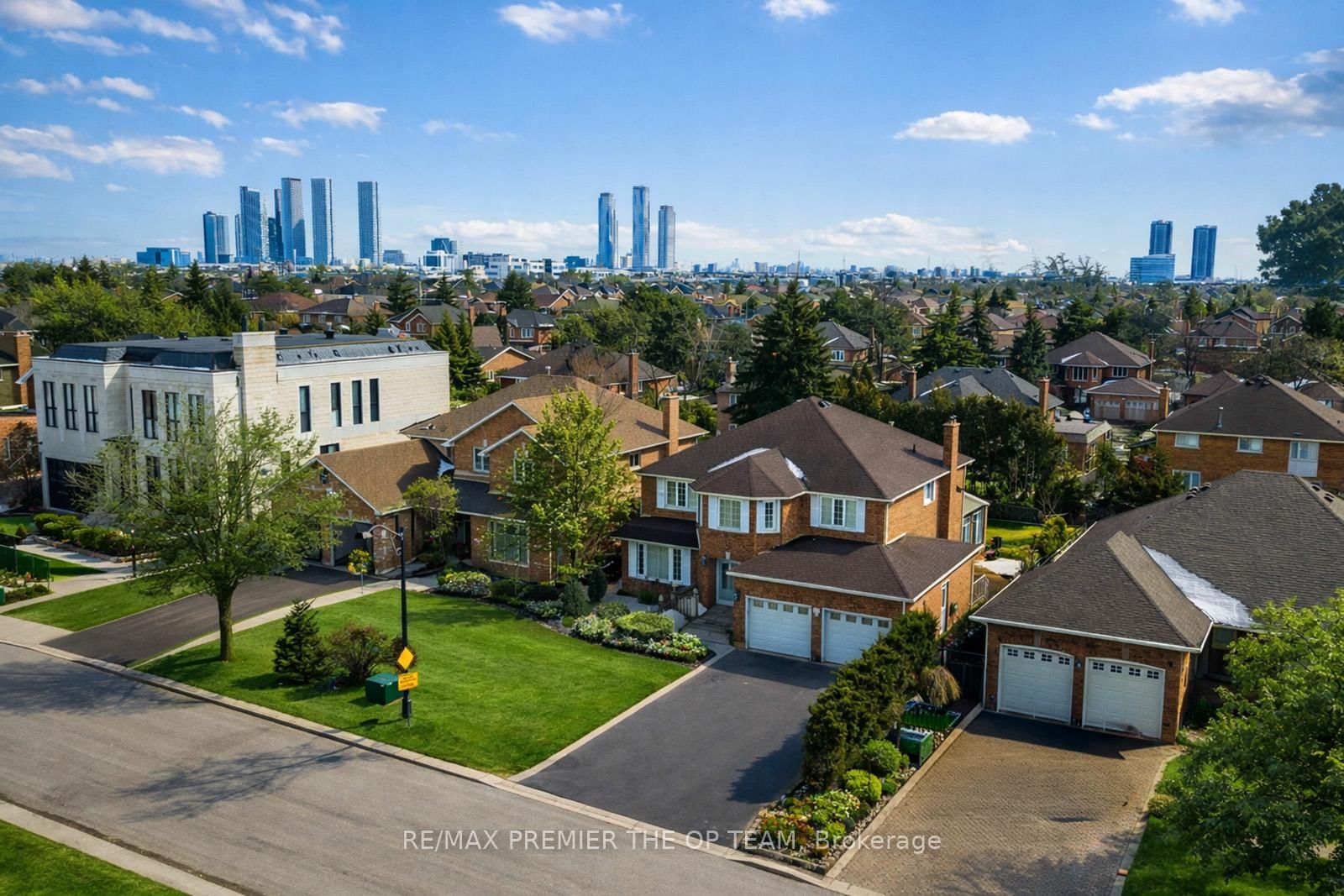 Detached House sold at 55 Fifth Avenue, Vaughan, Ontario, L4L 6Z5 - East Woodbridge - MLS: N12834456