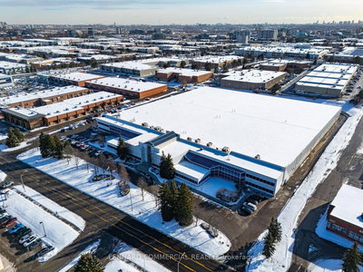 Unit A - 33 West Beaver Creek Rd | Richmond Hill | Image