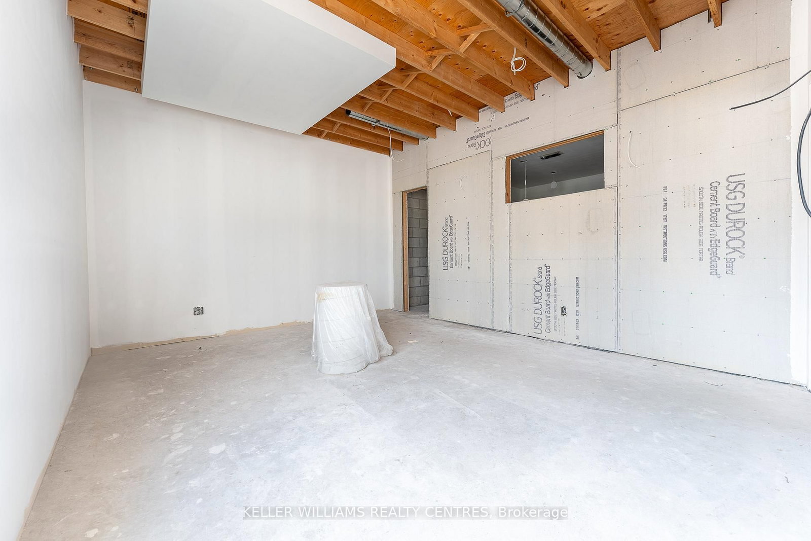 138 Sandiford Drive, Unit 4 - Photo 13