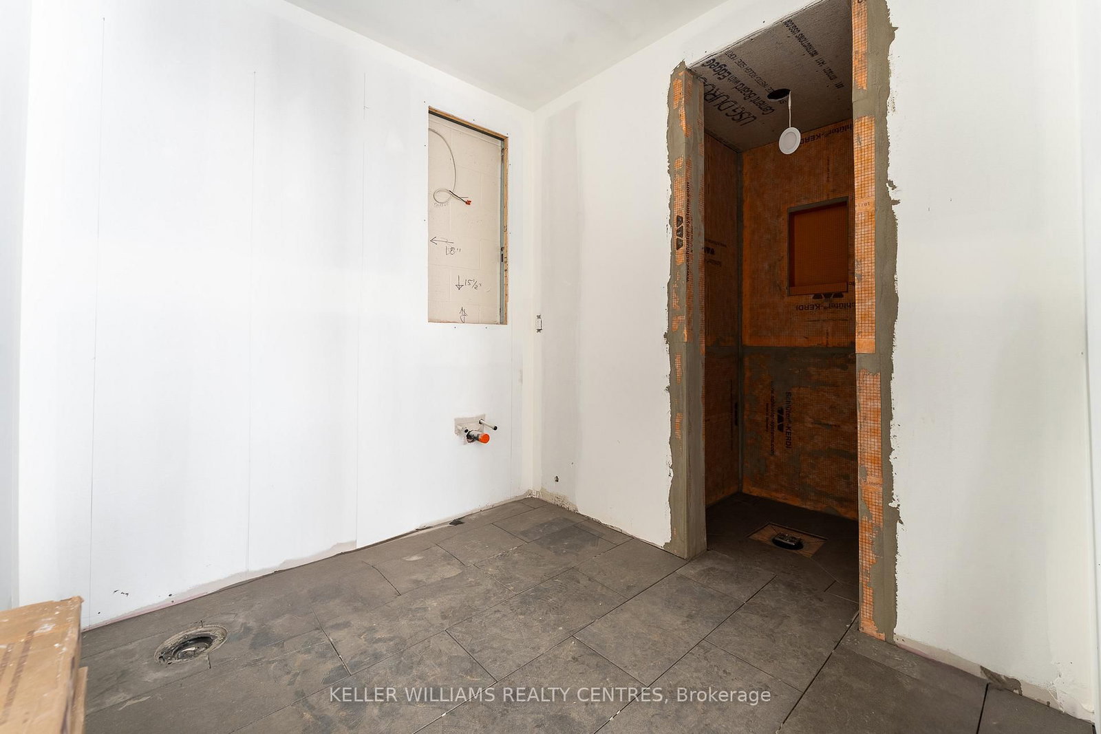 138 Sandiford Drive, Unit 4 - Photo 15