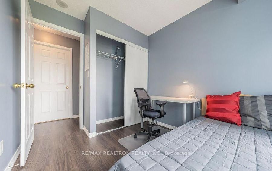 Condo for sale at 708-185 Oneida Crescent, Richmond Hill, Ontario, L4B 0B1 - Langstaff - MLS: N12835406