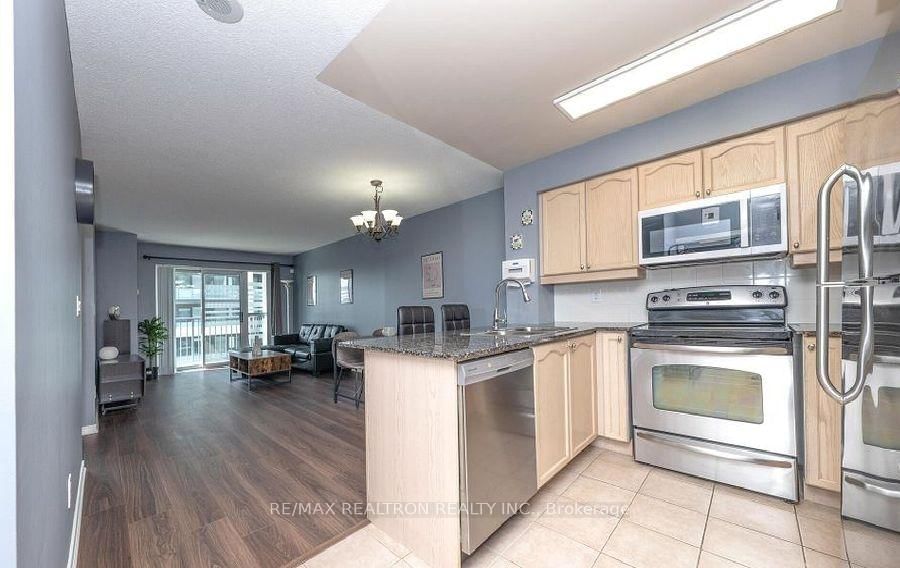 Condo for sale at 708-185 Oneida Crescent, Richmond Hill, Ontario, L4B 0B1 - Langstaff - MLS: N12835406
