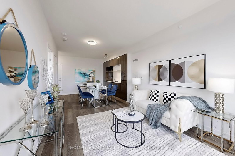 626 - 2 David Eyer Rd, Richmond Hill, L4S 0N6 | Image 2