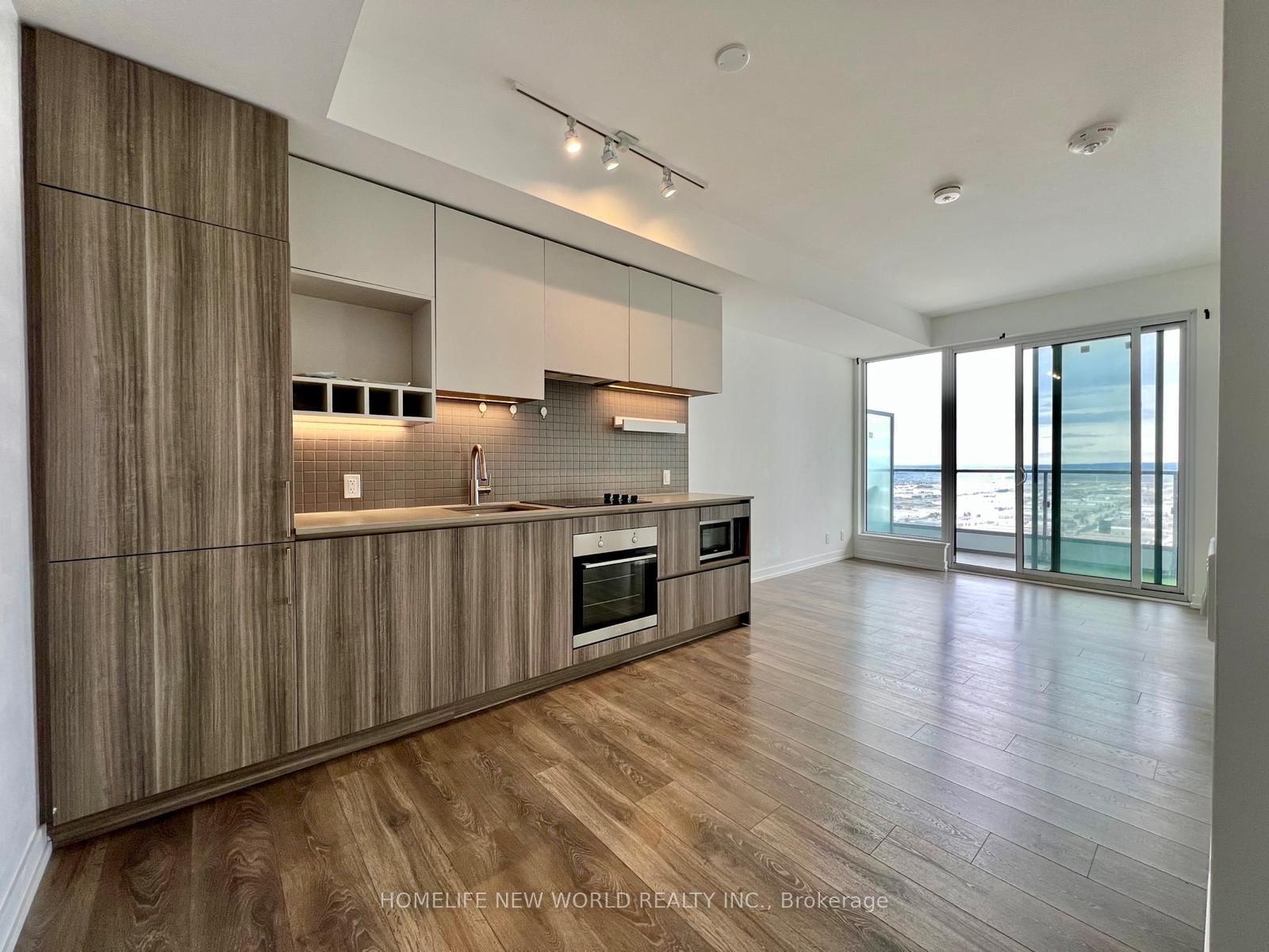 5 Buttermill Avenue, Unit 4911 - Photo 5