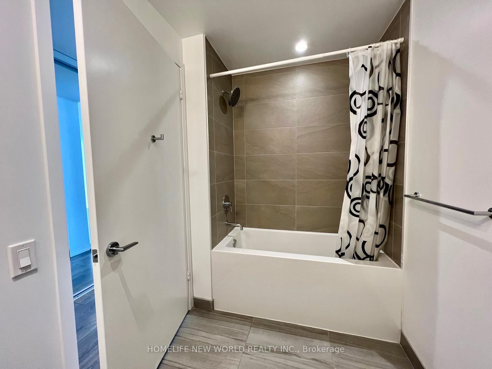 5 Buttermill Avenue, Unit 4911 - Photo 7