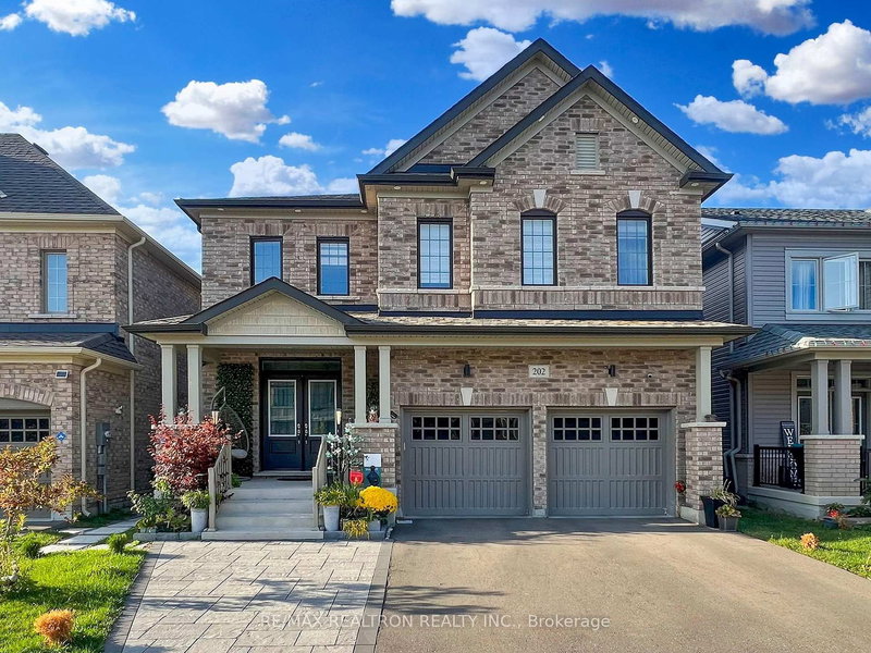 BSMNT - 202 Danny Wheeler Blvd, Georgina, L4P 0J7 | Image 2