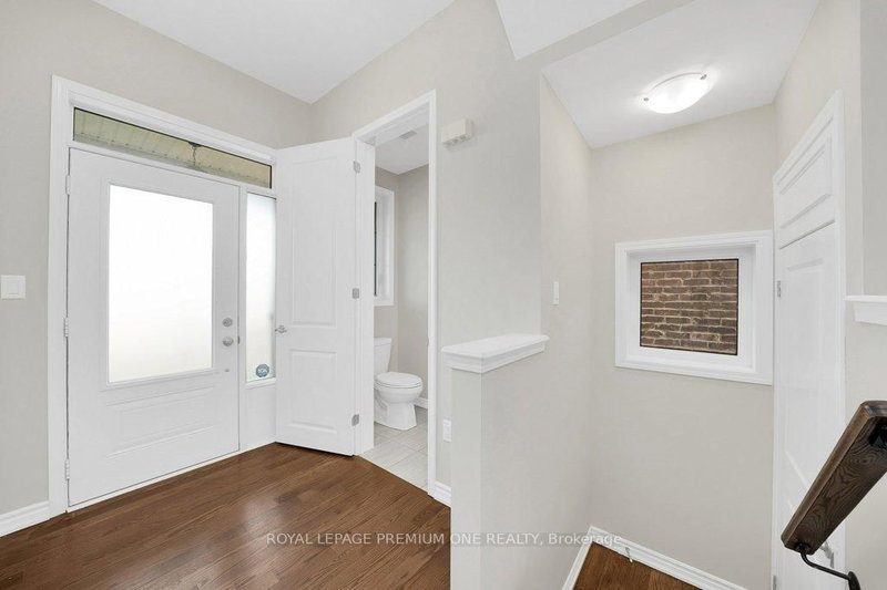 53 McMichael Ave, Vaughan, L4H 4T3 | Image 2