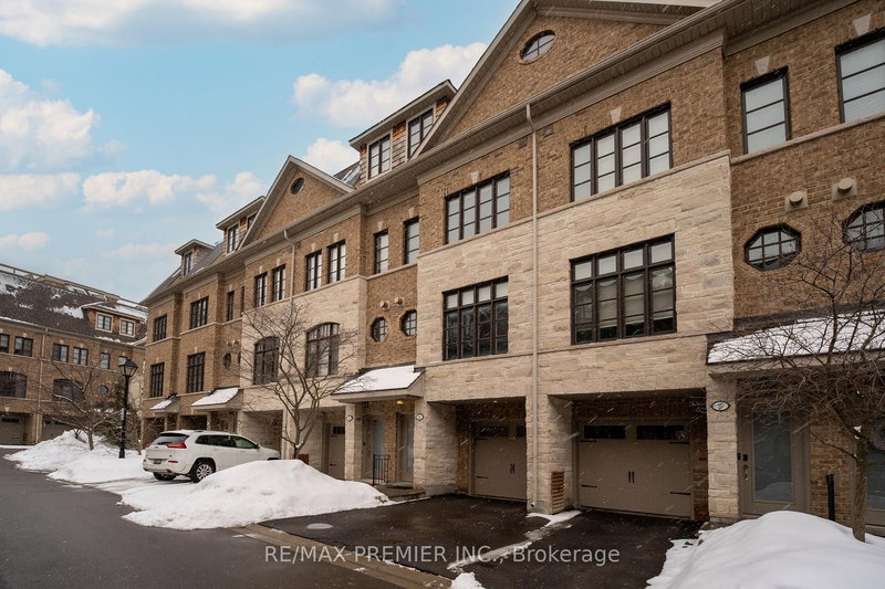 27 Powseland Cres, Vaughan, L4L 0C5 | Image 2
