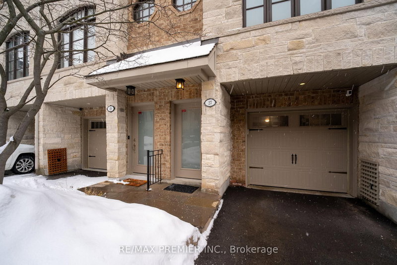27 Powseland Cres, Vaughan, L4L 0C5 | Image 3