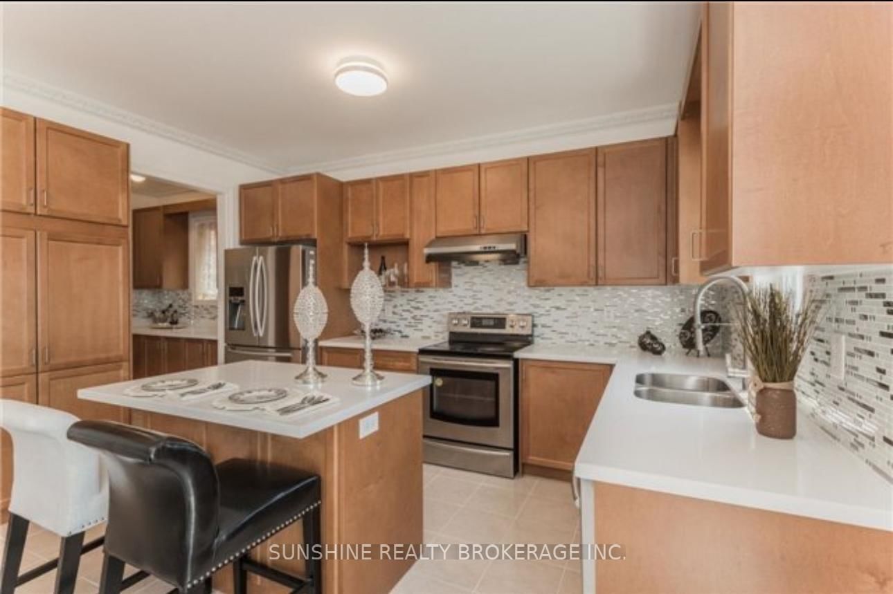 Detached House for lease at 100 Fred Mclaren Boulevard, Markham, Ontario, L6E 0L3 - Wismer - MLS: N12837432