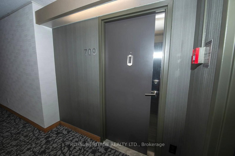 709 - 7811 Yonge St, Markham, L3T 4S3 | Image 2