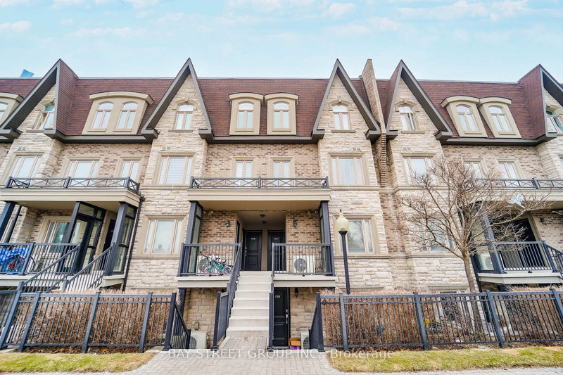 227 - 320 John St, Markham, L3T 0B1 | Image 2