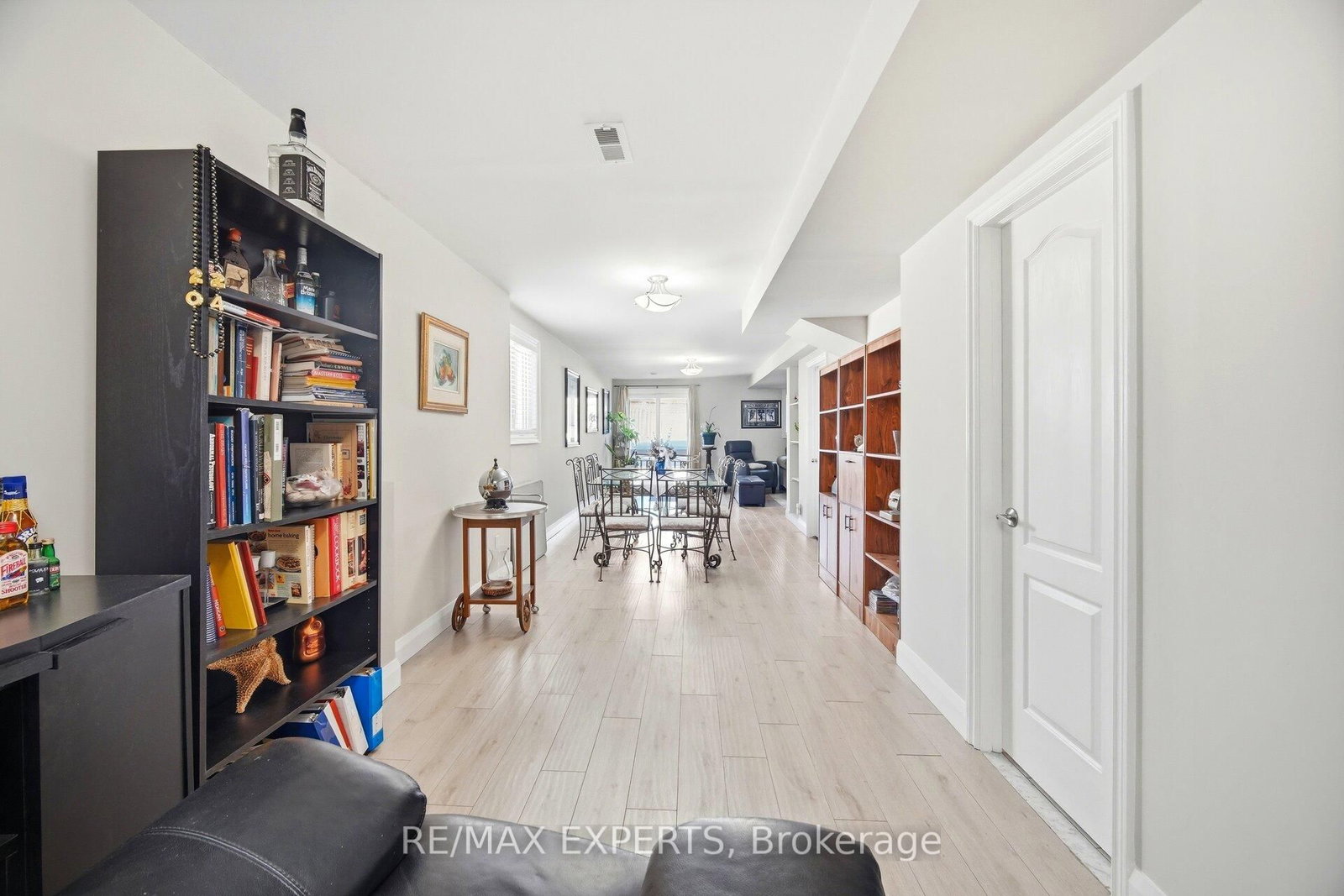 Semi-Detached House for sale at 75 Corkwood Crescent, Vaughan, Ontario, L6A 3B4 - Maple - MLS: N12839634