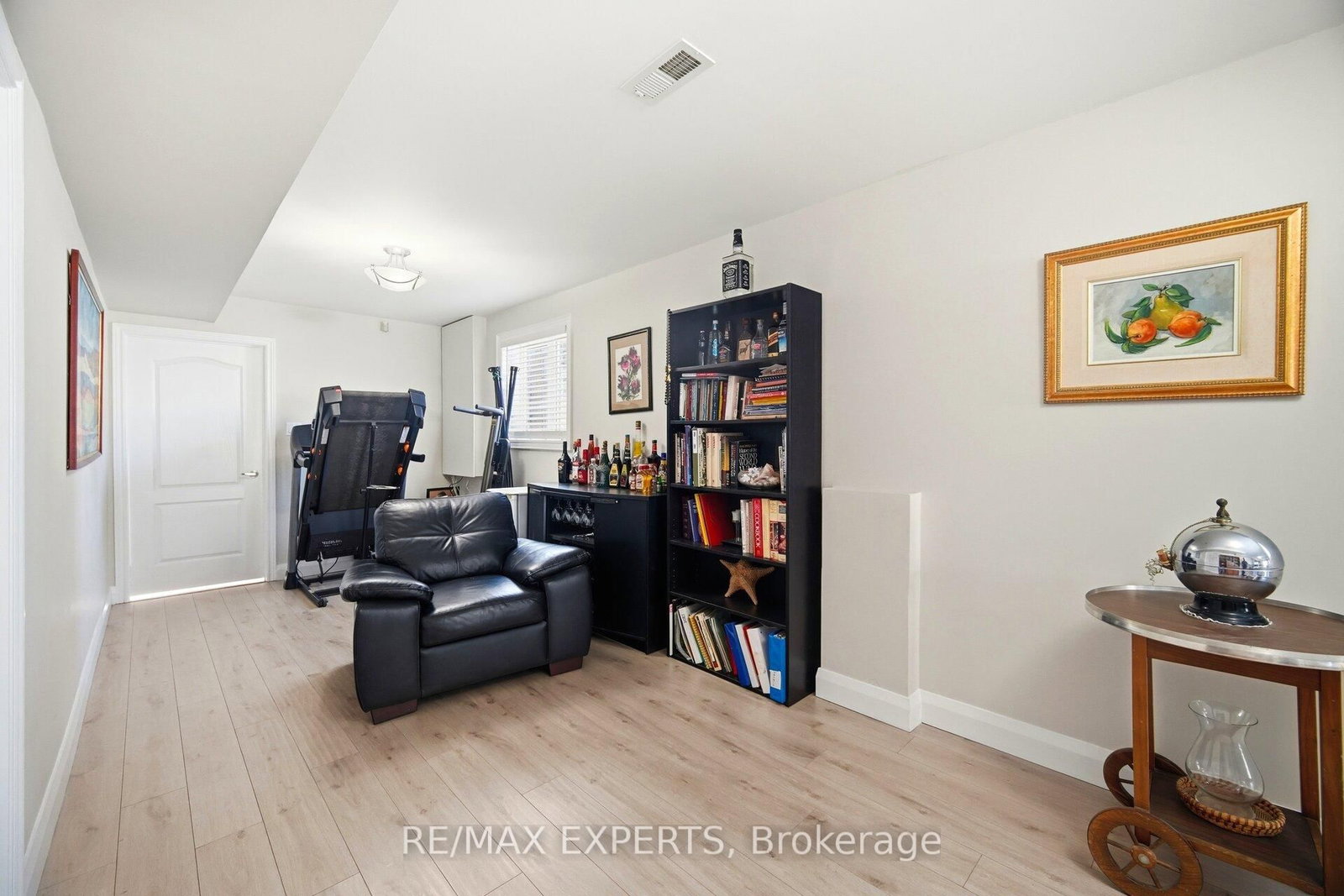 Semi-Detached House for sale at 75 Corkwood Crescent, Vaughan, Ontario, L6A 3B4 - Maple - MLS: N12839634