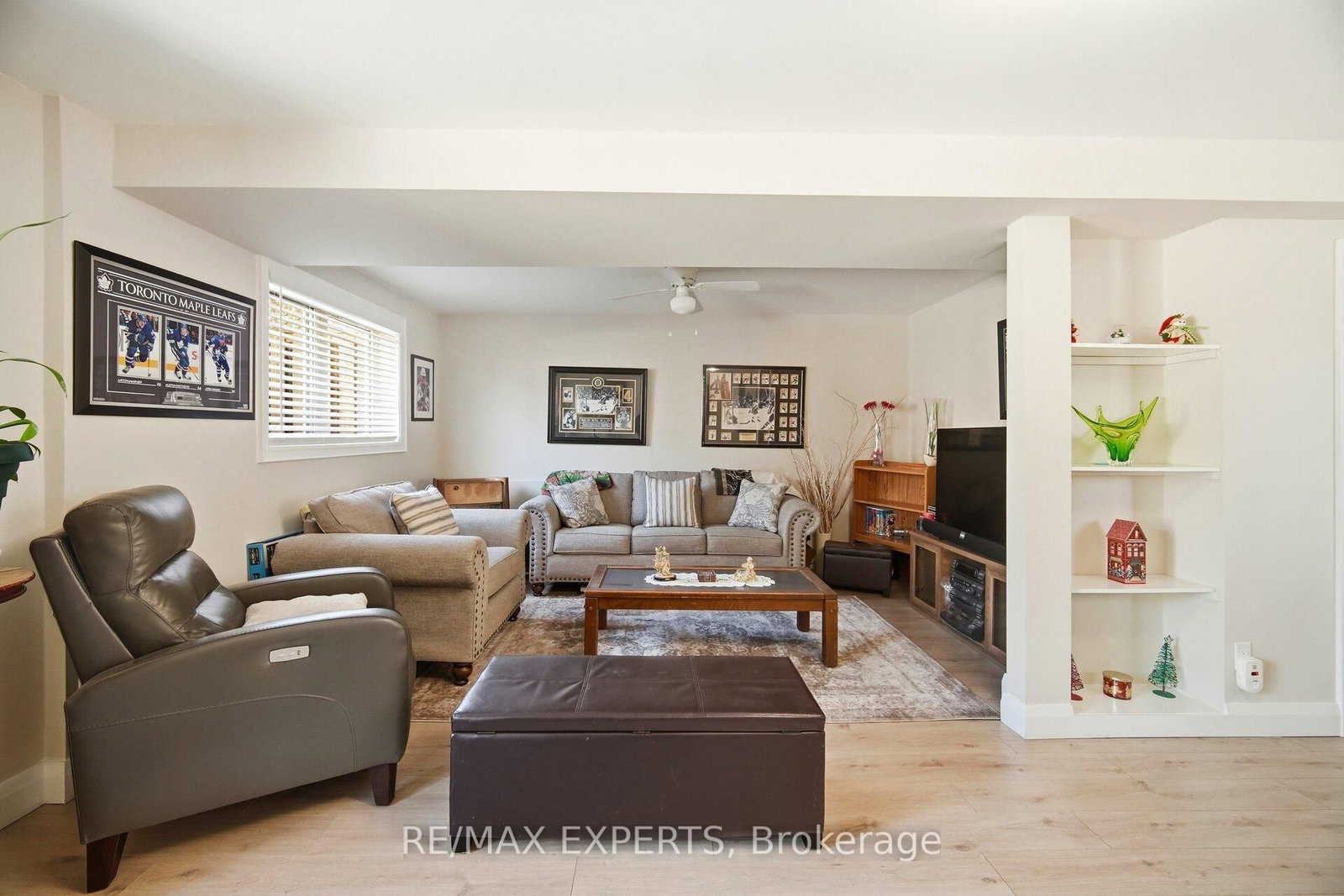 Semi-Detached House for sale at 75 Corkwood Crescent, Vaughan, Ontario, L6A 3B4 - Maple - MLS: N12839634