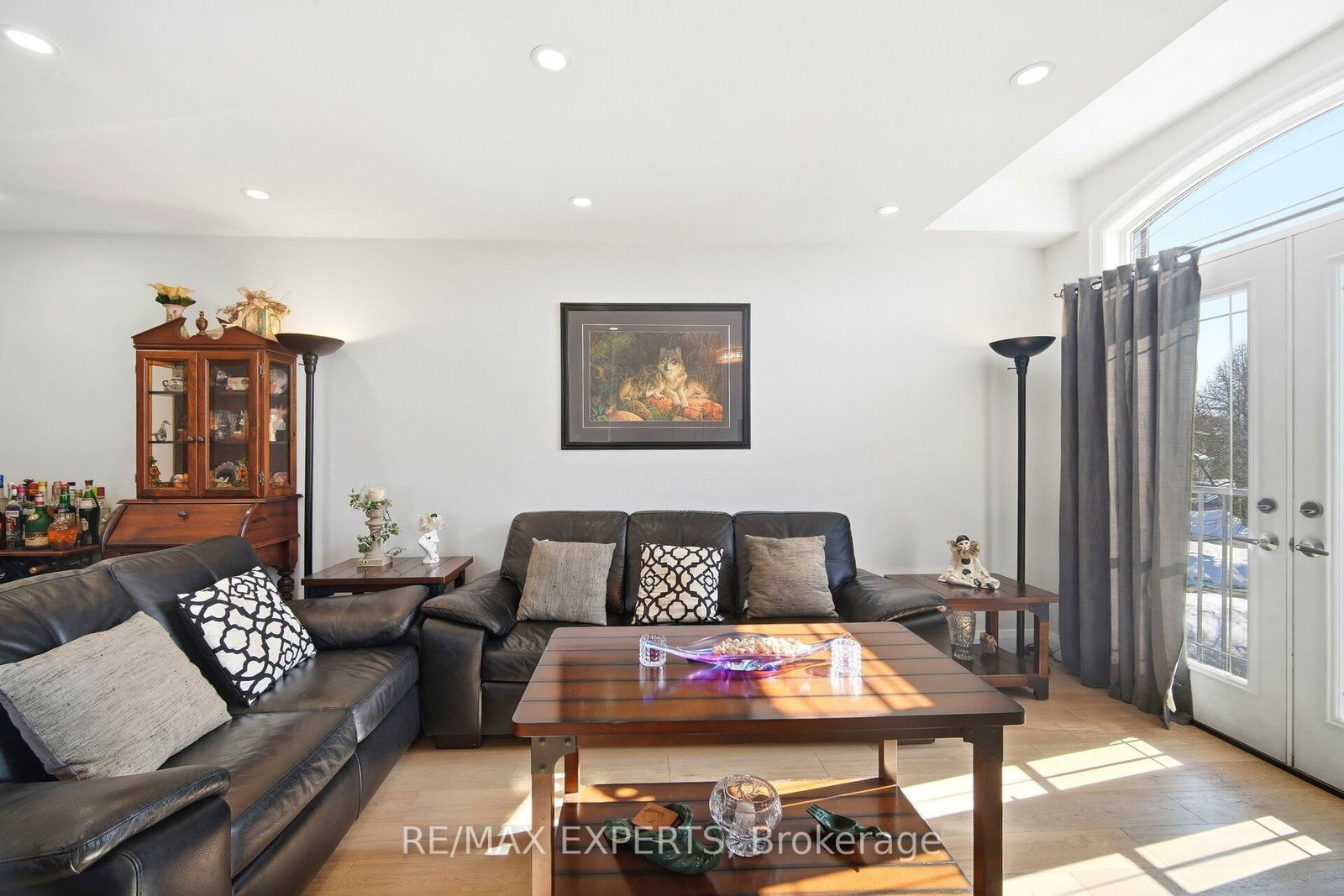 Semi-Detached House for sale at 75 Corkwood Crescent, Vaughan, Ontario, L6A 3B4 - Maple - MLS: N12839634