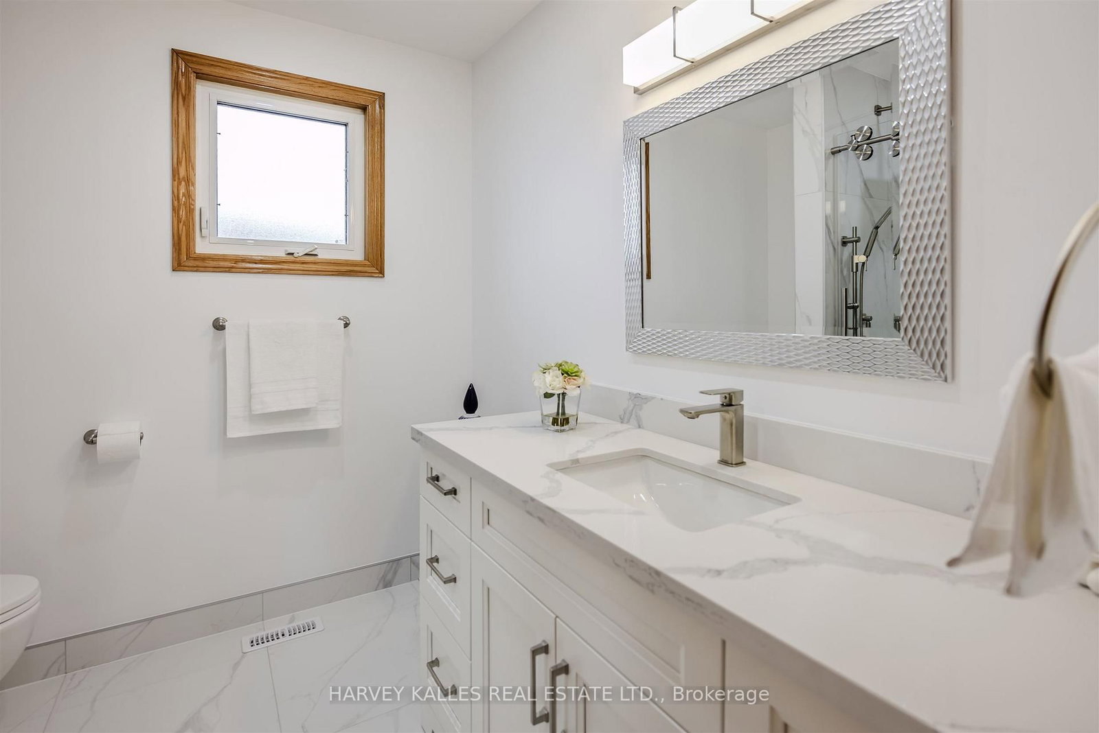 Detached House for sale at 113 Cabaletta Crescent, Vaughan, Ontario, L4L 6L1 - West Woodbridge - MLS: N12839702