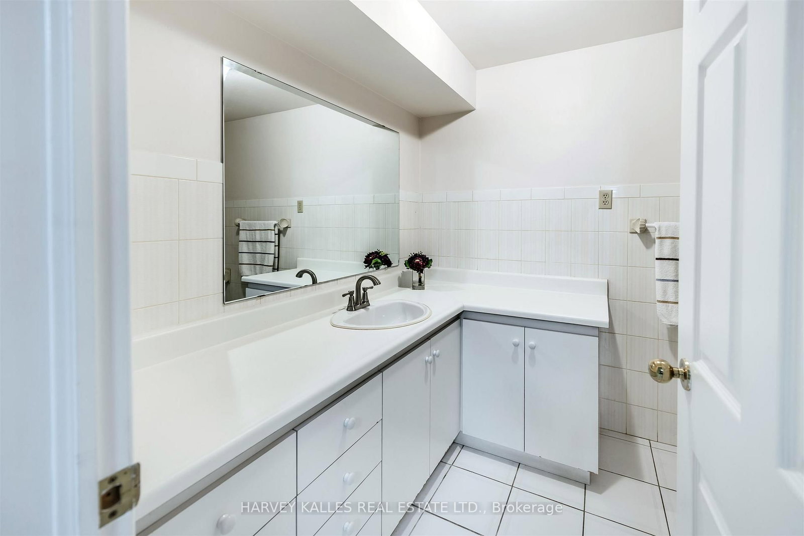 Detached House for sale at 113 Cabaletta Crescent, Vaughan, Ontario, L4L 6L1 - West Woodbridge - MLS: N12839702