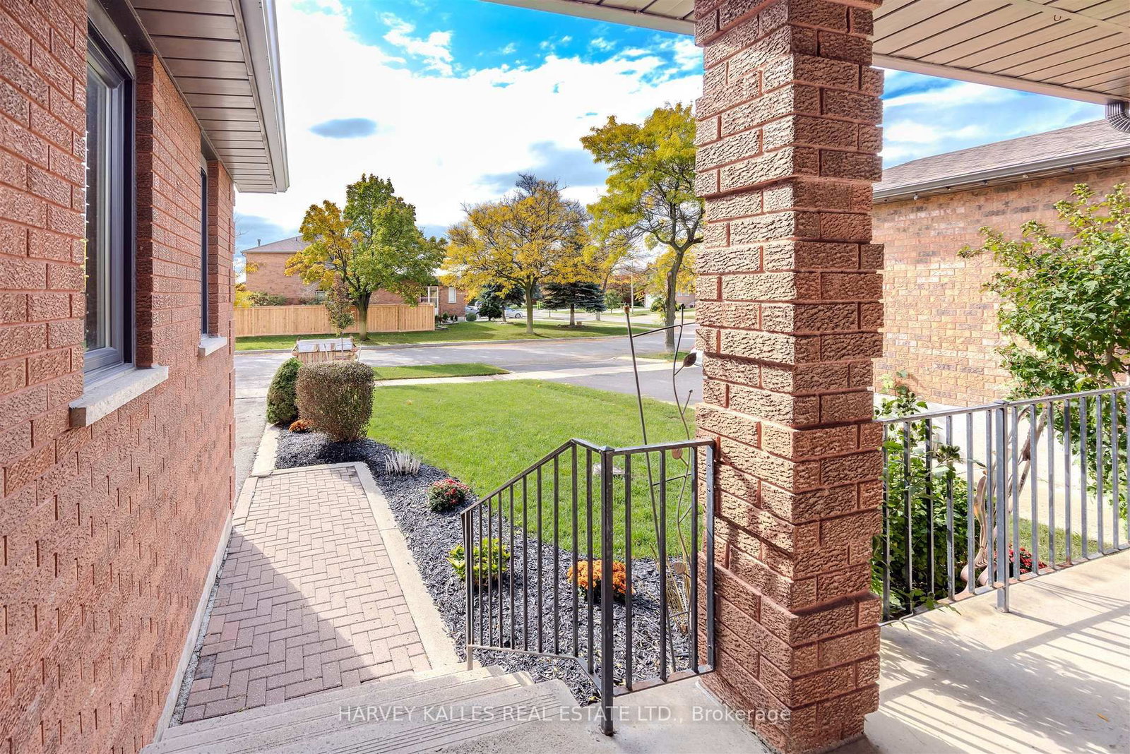 Detached House for sale at 113 Cabaletta Crescent, Vaughan, Ontario, L4L 6L1 - West Woodbridge - MLS: N12839702