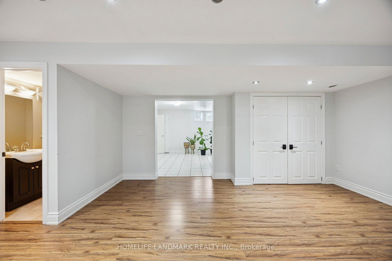 Detached House for sale at 49 Pearson Avenue, Richmond Hill, Ontario, L4C 6T3 - South Richvale - MLS: N12840266