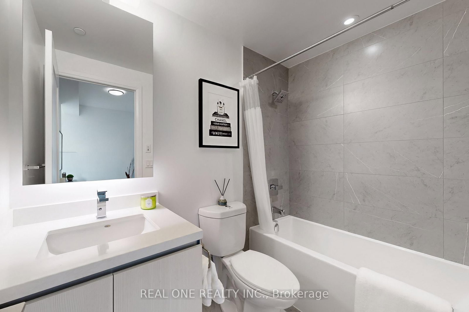 Condo for sale at 1209-398 Highway 7 Road, Richmond Hill, Ontario, L4B 0G6 - Doncrest - MLS: N12840596