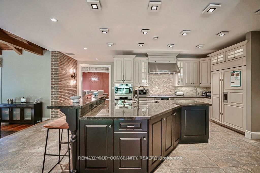 57 Joseph Street S