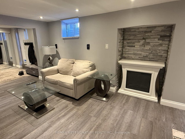 BSMT - 39 Ellis Avenue