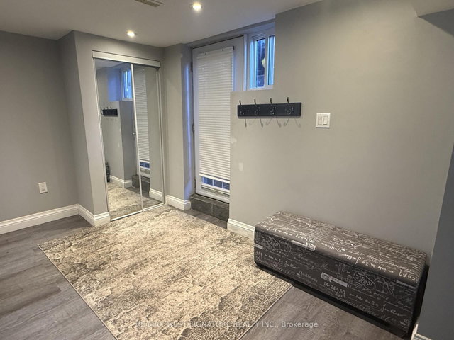 BSMT - 39 Ellis Avenue