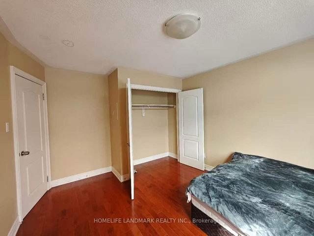 upper#2 - 92 Monkhouse Road