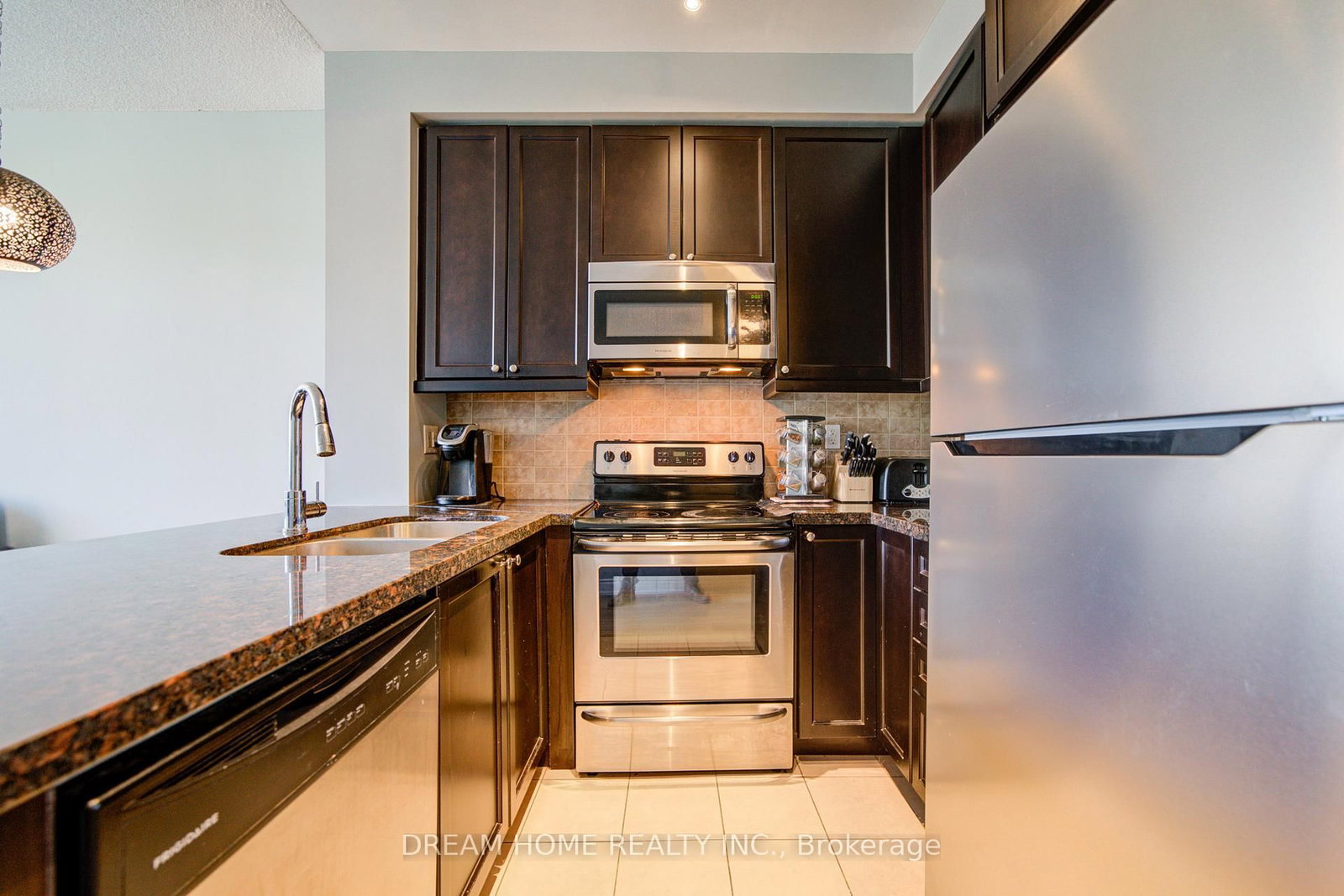Condo for sale at 322-2396 Major Mackenzie Drive, Vaughan, Ontario, L6A 4Y1 - Maple - MLS: N12842478