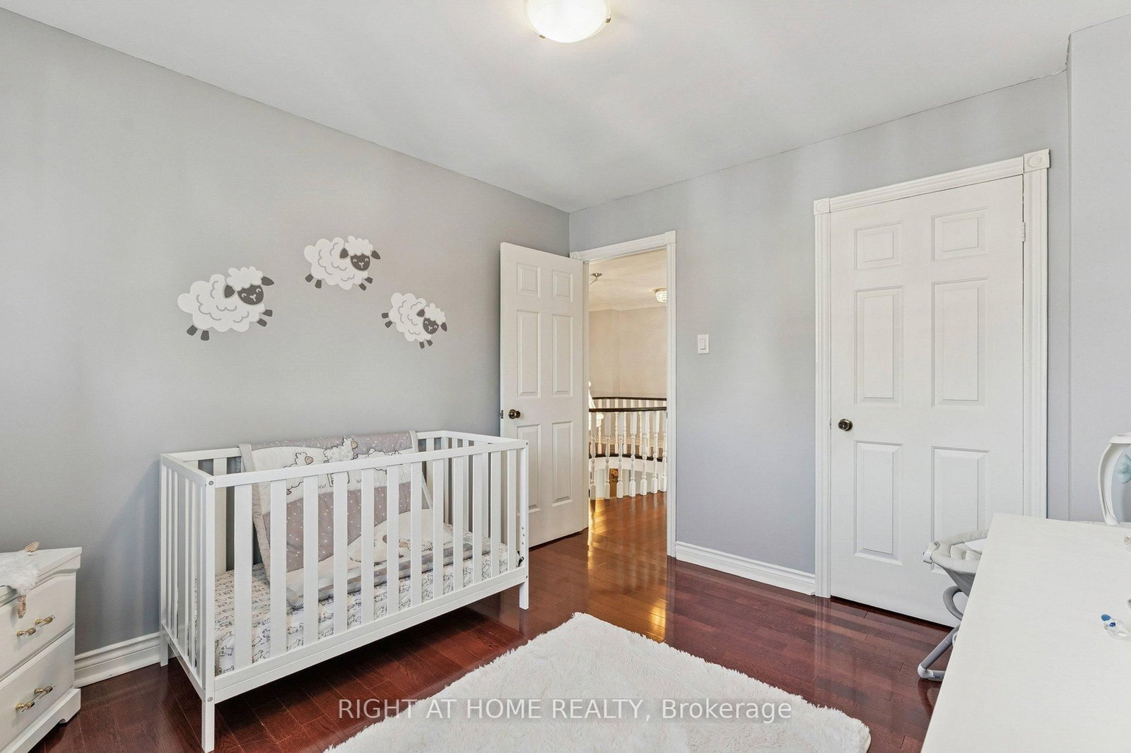 Detached House for sale at 10 Claudia Avenue, Vaughan, Ontario, L4L 6S1 - West Woodbridge - MLS: N12842528