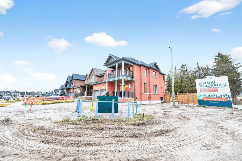 1 Wakefield Blvd, Essa, L3W 0L7 | Image 3