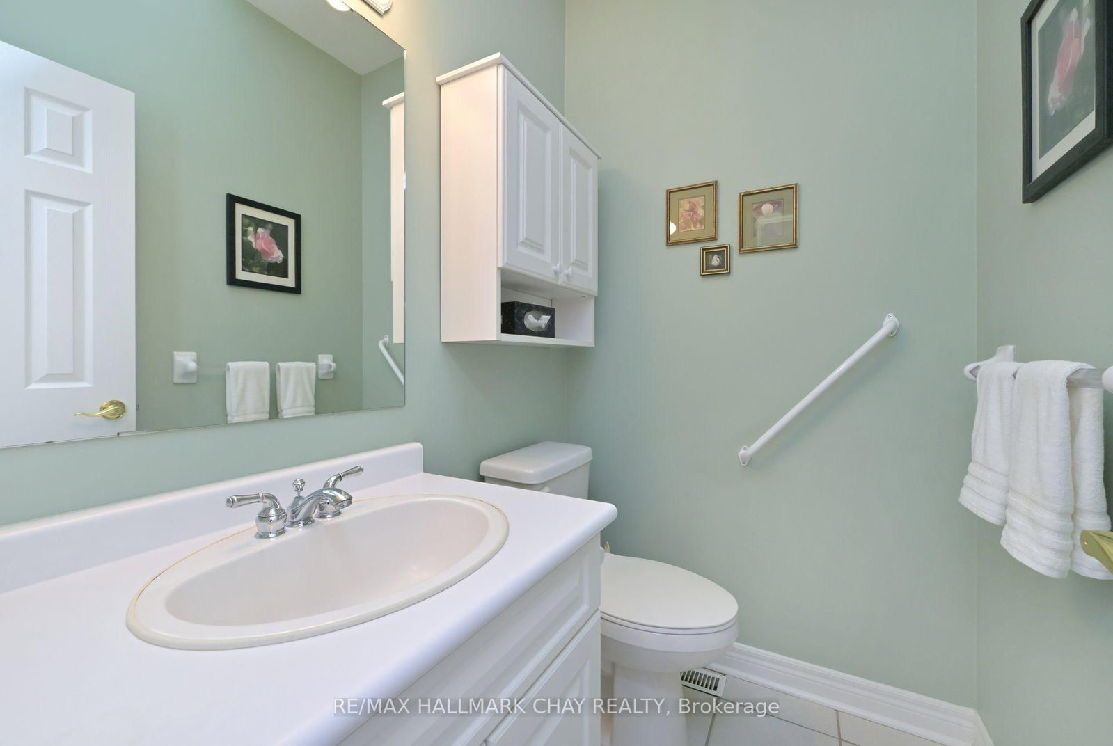 35 Via Amici • New Tecumseth, ON photo 15